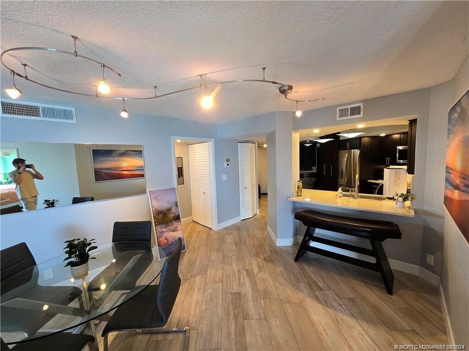 For Rent: $4,500 (2 beds, 2 baths, 1224 Square Feet)