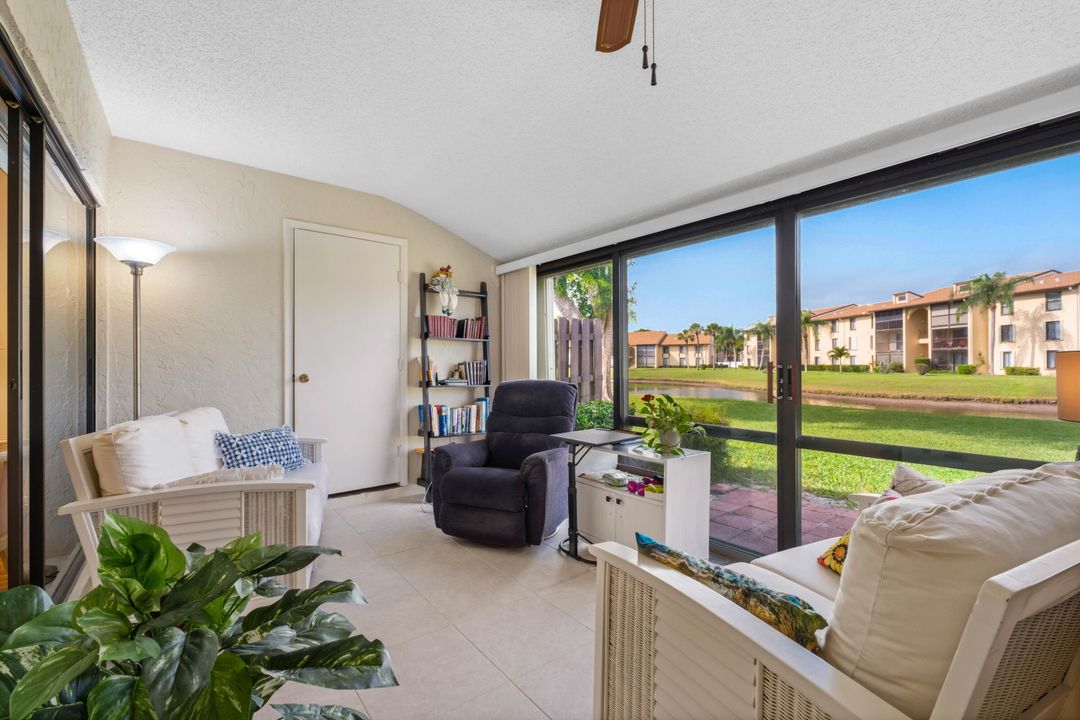 待售: $239,000 (2 贝兹, 2 浴室, 1370 平方英尺)