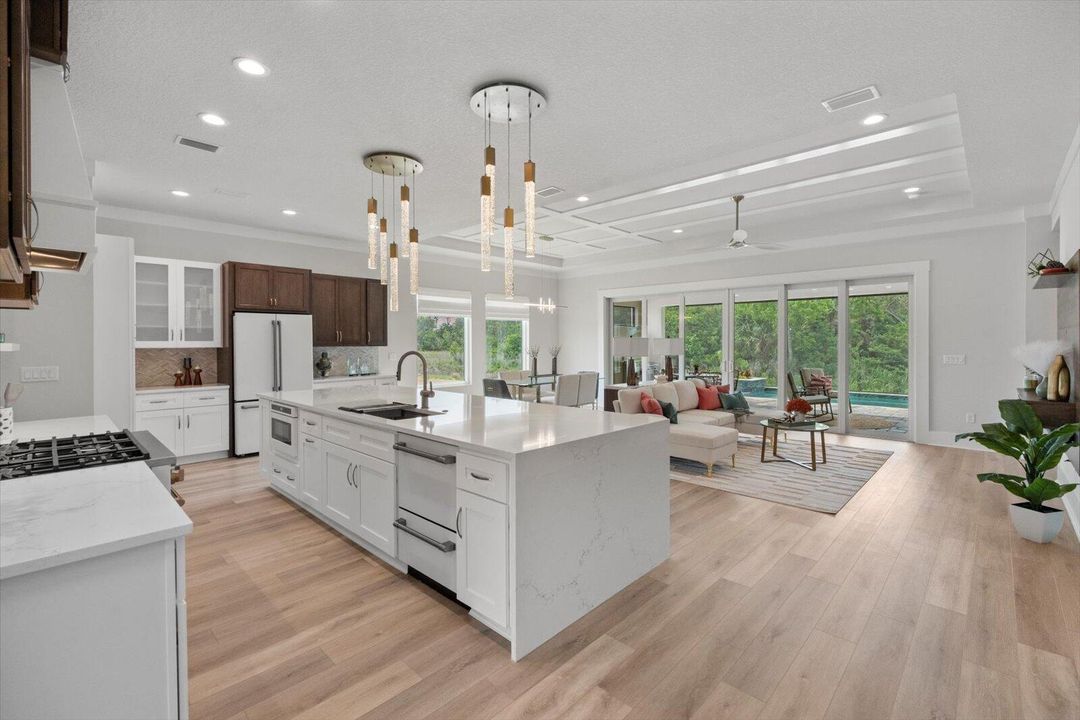 待售: $1,449,000 (4 贝兹, 3 浴室, 3200 平方英尺)