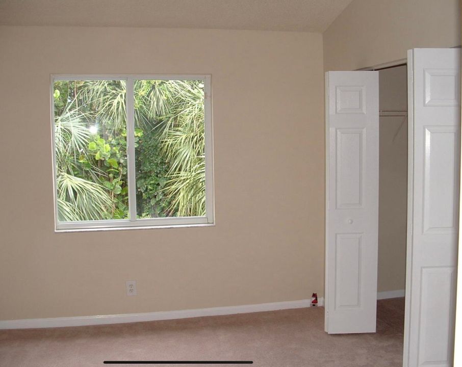 For Rent: $2,000 (2 beds, 2 baths, 1008 Square Feet)