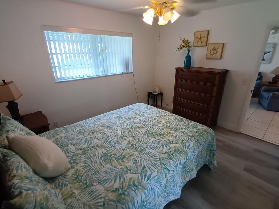 出租: $1,650 (2 贝兹, 1 浴室, 729 平方英尺)