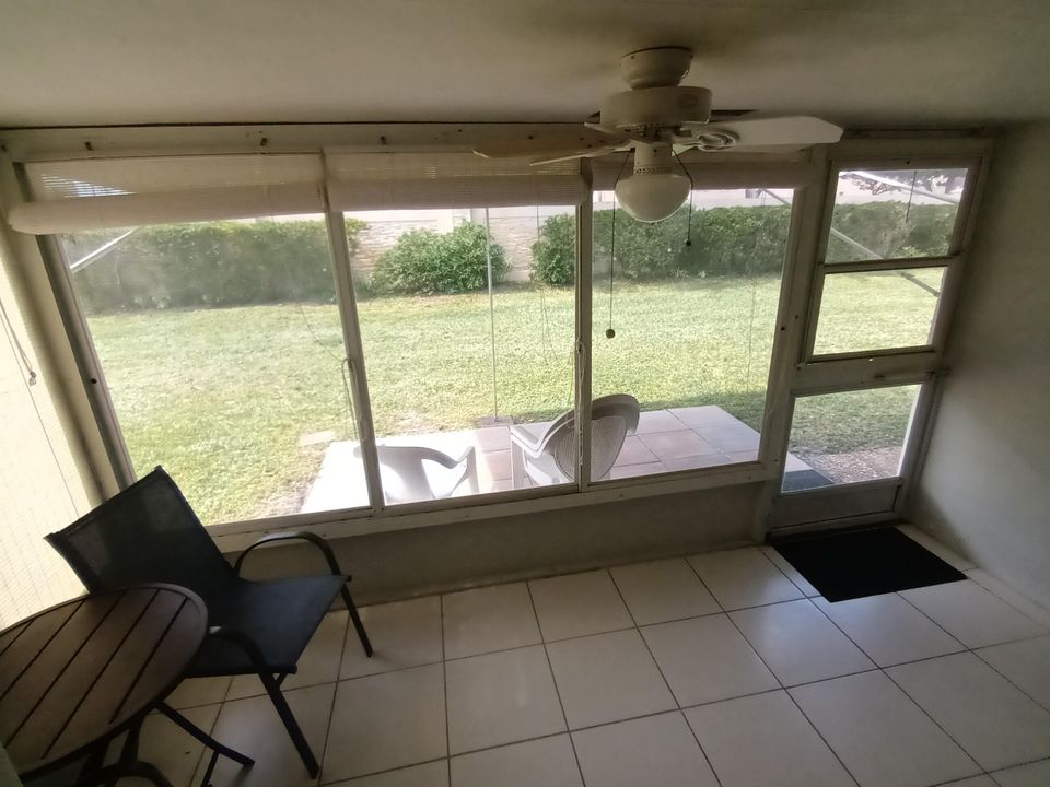 出租: $1,650 (2 贝兹, 1 浴室, 729 平方英尺)