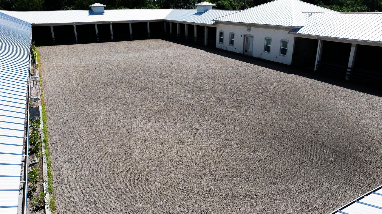 出租: $5,000 (4 贝兹, 2 浴室, 2801 平方英尺)