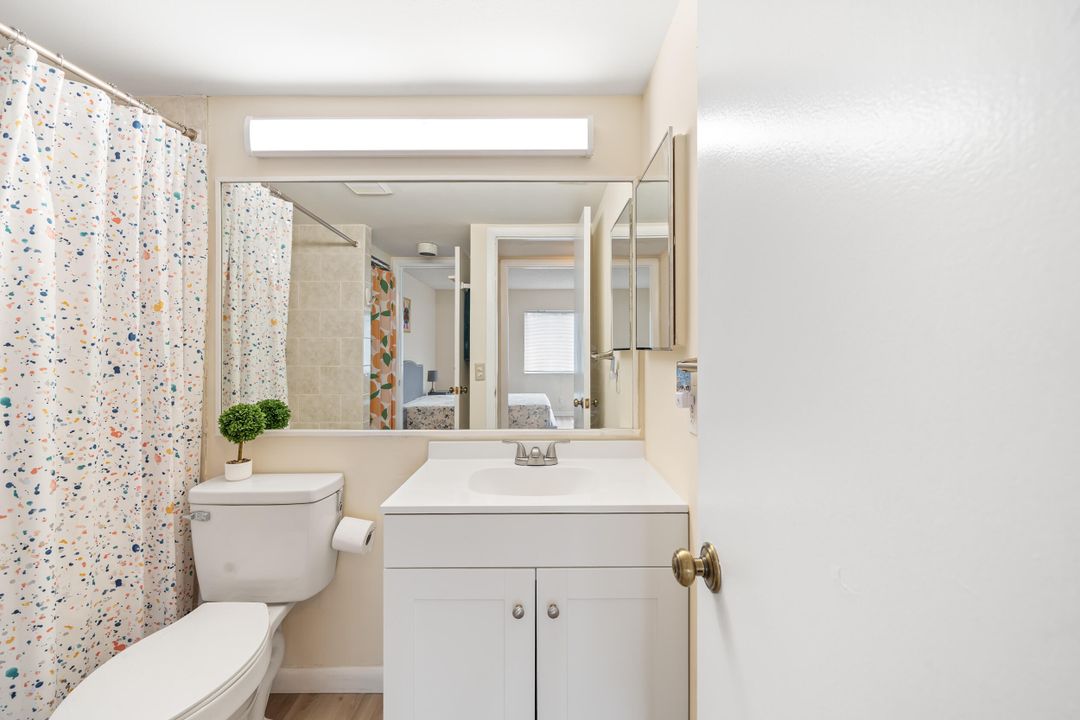 В аренду: $1,600 (2 спален, 1 ванн, 818 Квадратных фут)