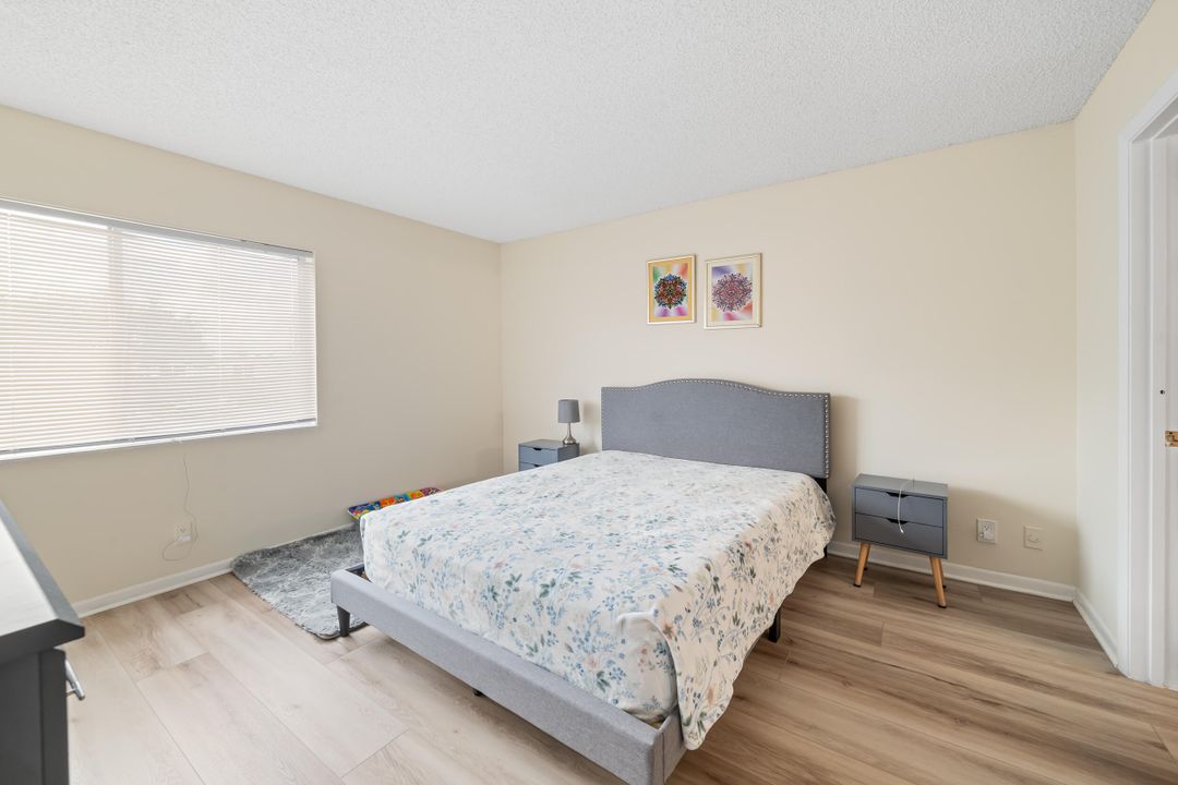 В аренду: $1,600 (2 спален, 1 ванн, 818 Квадратных фут)