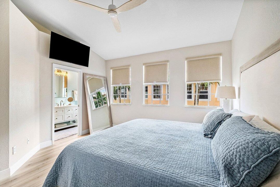 For Sale: $849,000 (3 beds, 2 baths, 1875 Square Feet)