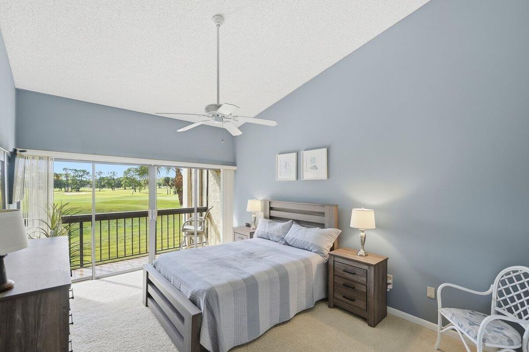 待售: $199,000 (2 贝兹, 2 浴室, 1417 平方英尺)