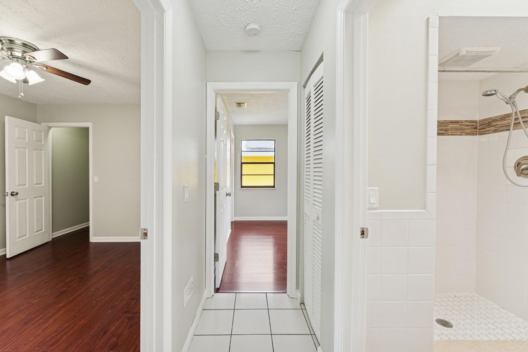 Под контрактом: $329,900 (3 спален, 2 ванн, 1394 Квадратных фут)