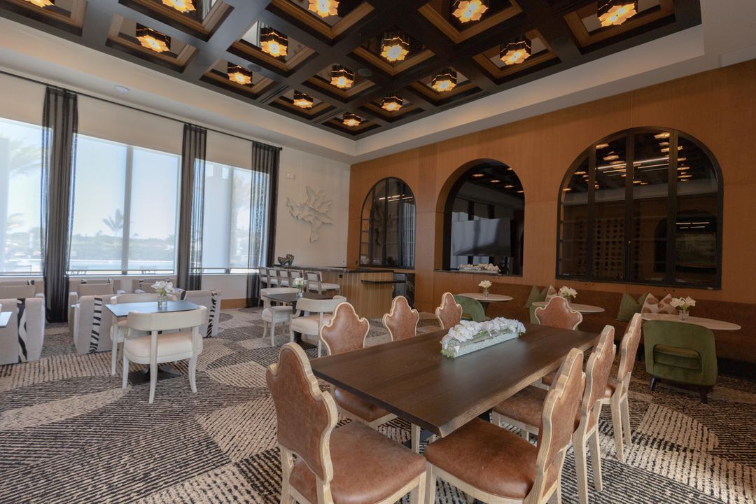 For Sale: $1,645,000 (3 beds, 3 baths, 2573 Square Feet)