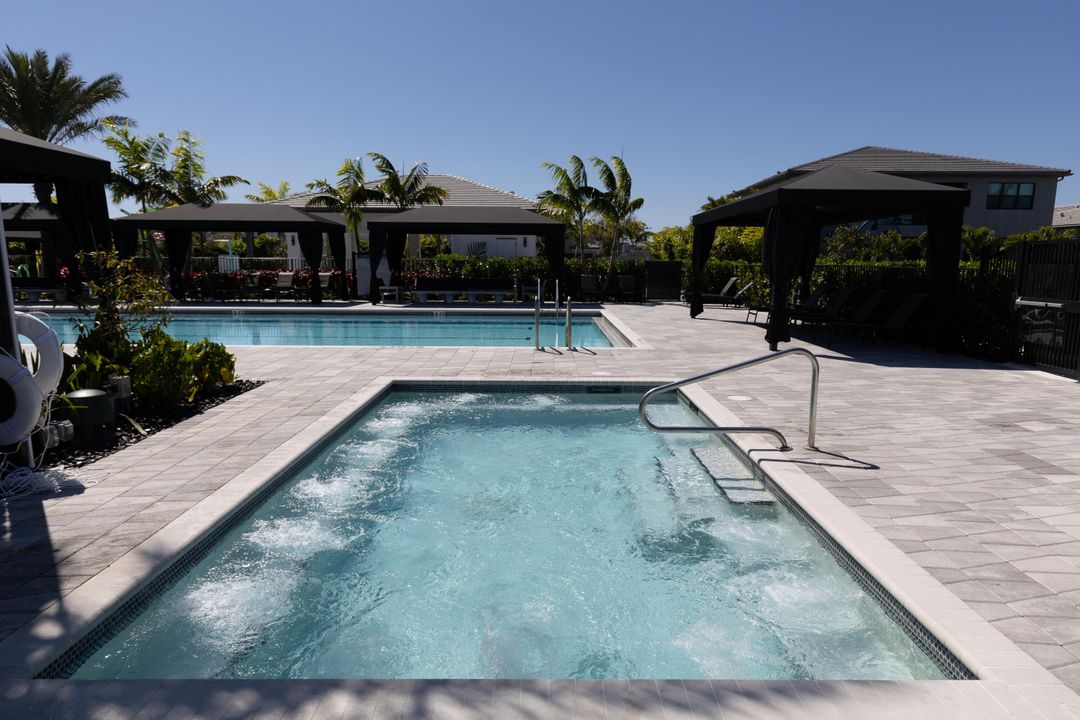 For Sale: $1,645,000 (3 beds, 3 baths, 2573 Square Feet)