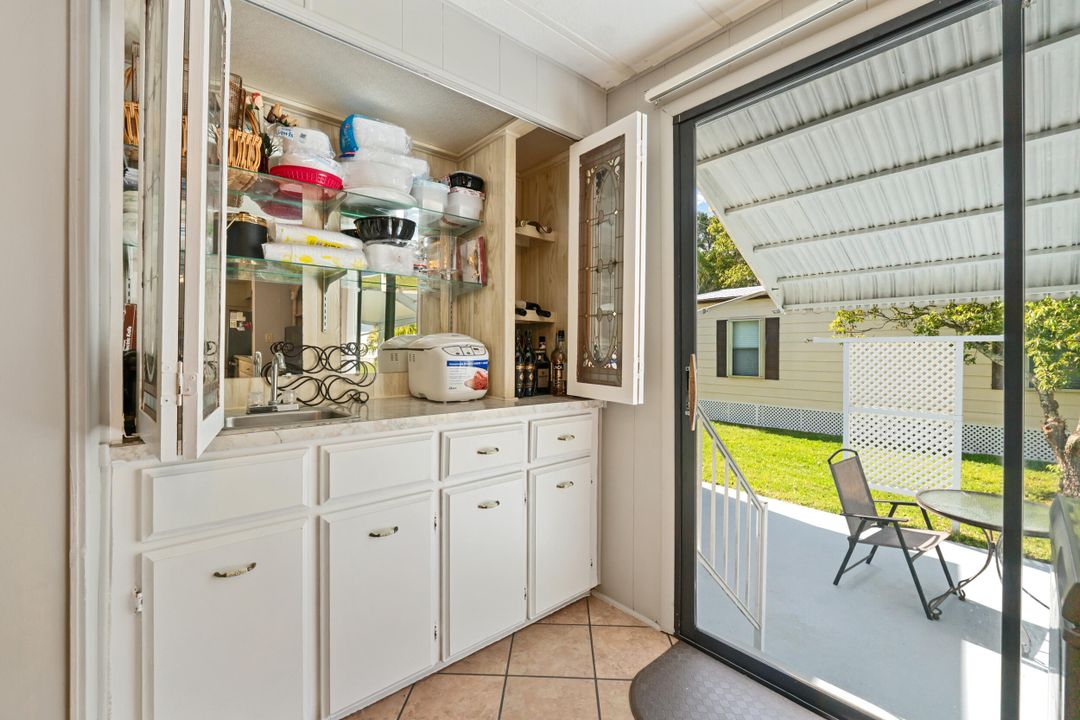 For Sale: $59,900 (2 beds, 2 baths, 1458 Square Feet)