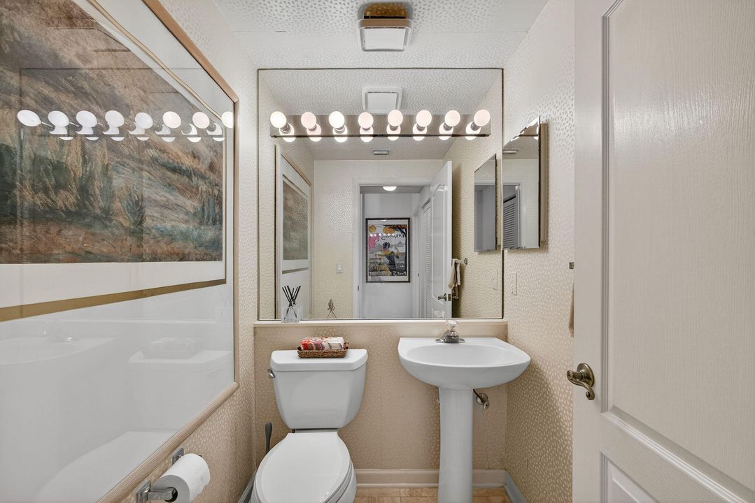 Active With Contract: $759,000 (3 beds, 2 baths, 1831 Square Feet)