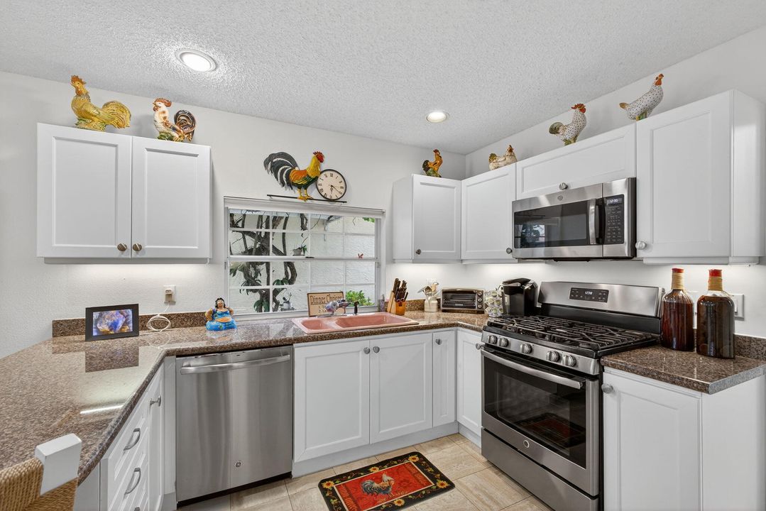 Active With Contract: $759,000 (3 beds, 2 baths, 1831 Square Feet)