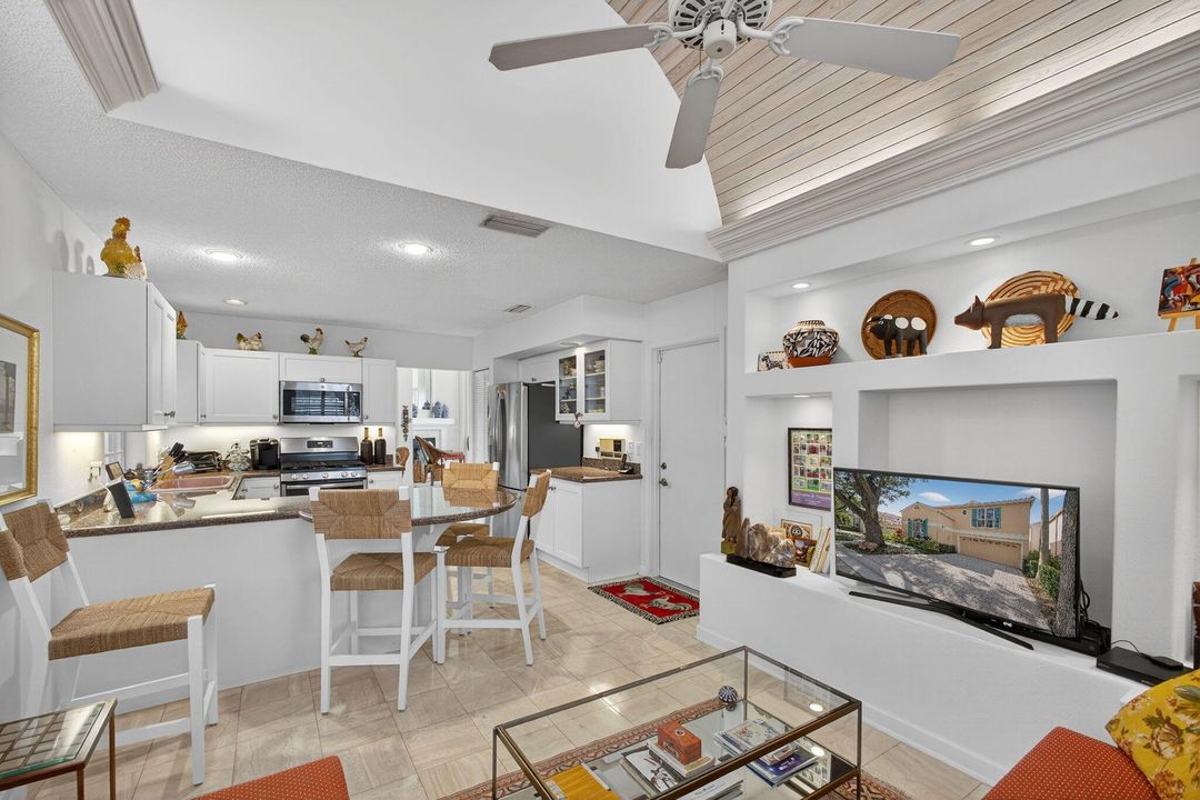 Active With Contract: $759,000 (3 beds, 2 baths, 1831 Square Feet)