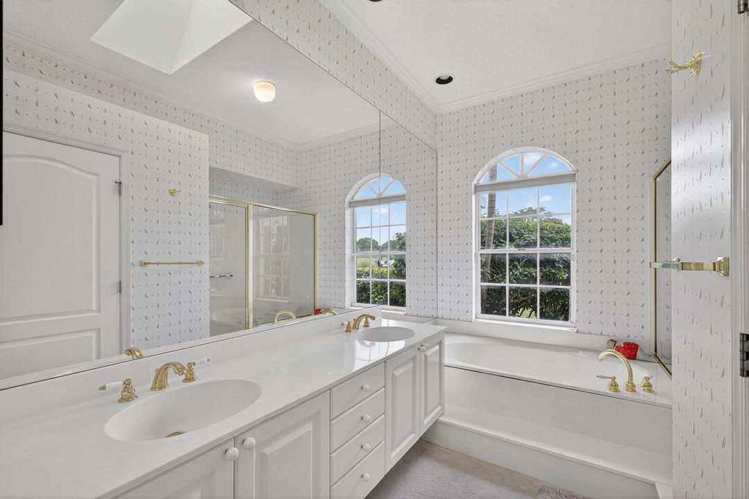 Active With Contract: $759,000 (3 beds, 2 baths, 1831 Square Feet)