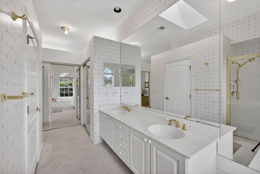 Active With Contract: $759,000 (3 beds, 2 baths, 1831 Square Feet)