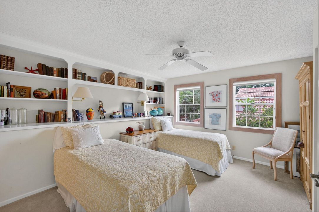 Active With Contract: $759,000 (3 beds, 2 baths, 1831 Square Feet)