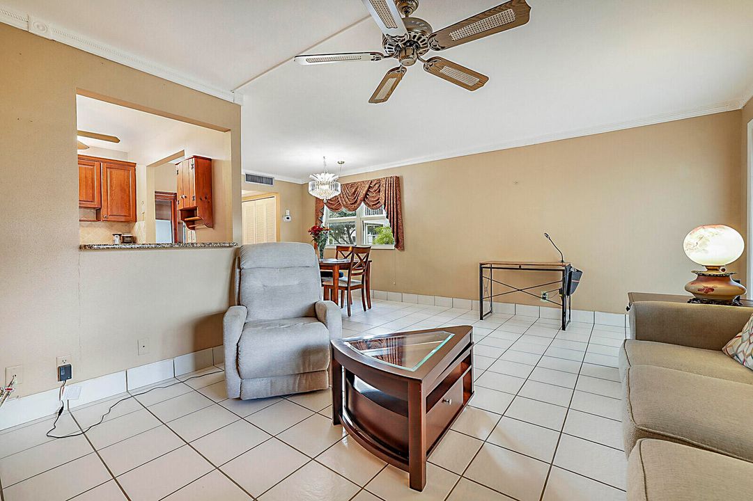 Active With Contract: $70,000 (1 beds, 1 baths, 720 Square Feet)