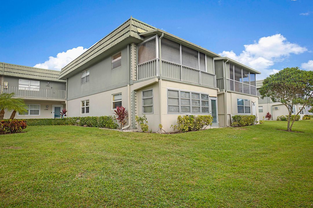 Active With Contract: $70,000 (1 beds, 1 baths, 720 Square Feet)