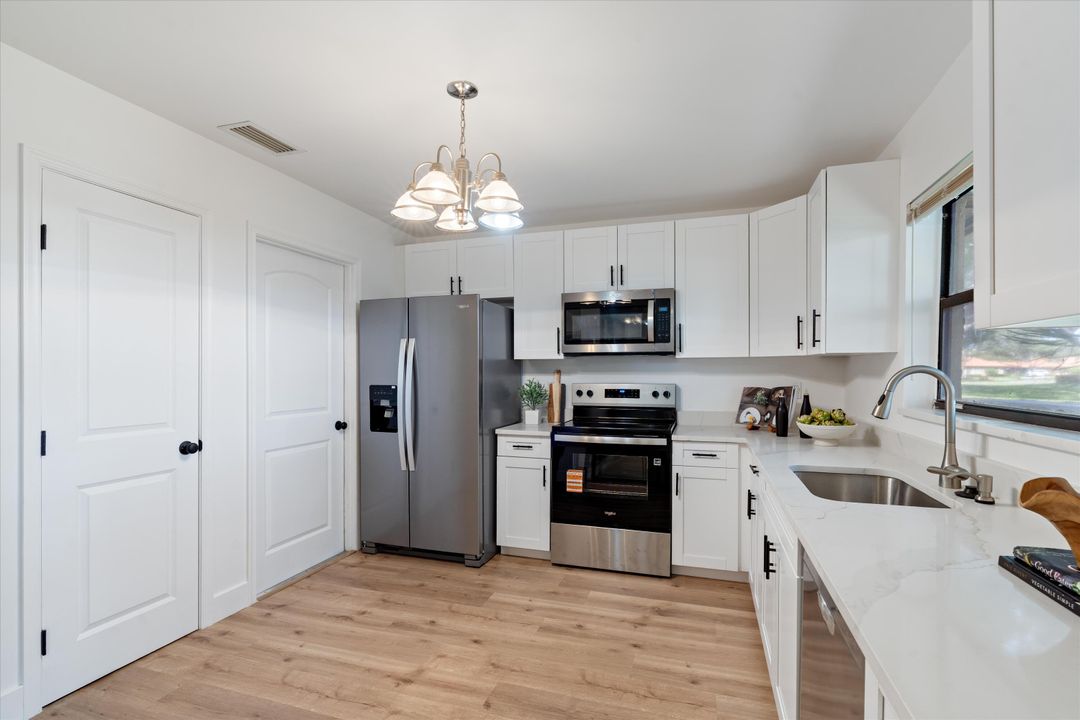 En Venta: $310,000 (2 camas, 2 baños, 1404 Pies cuadrados)