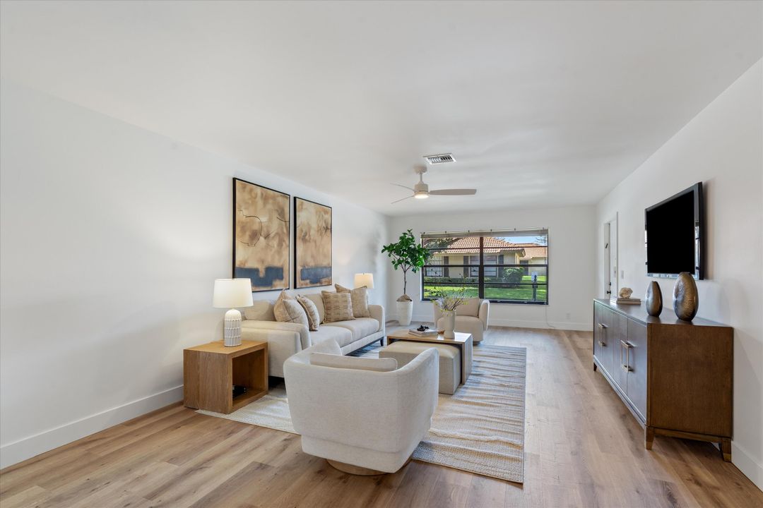 En Venta: $310,000 (2 camas, 2 baños, 1404 Pies cuadrados)