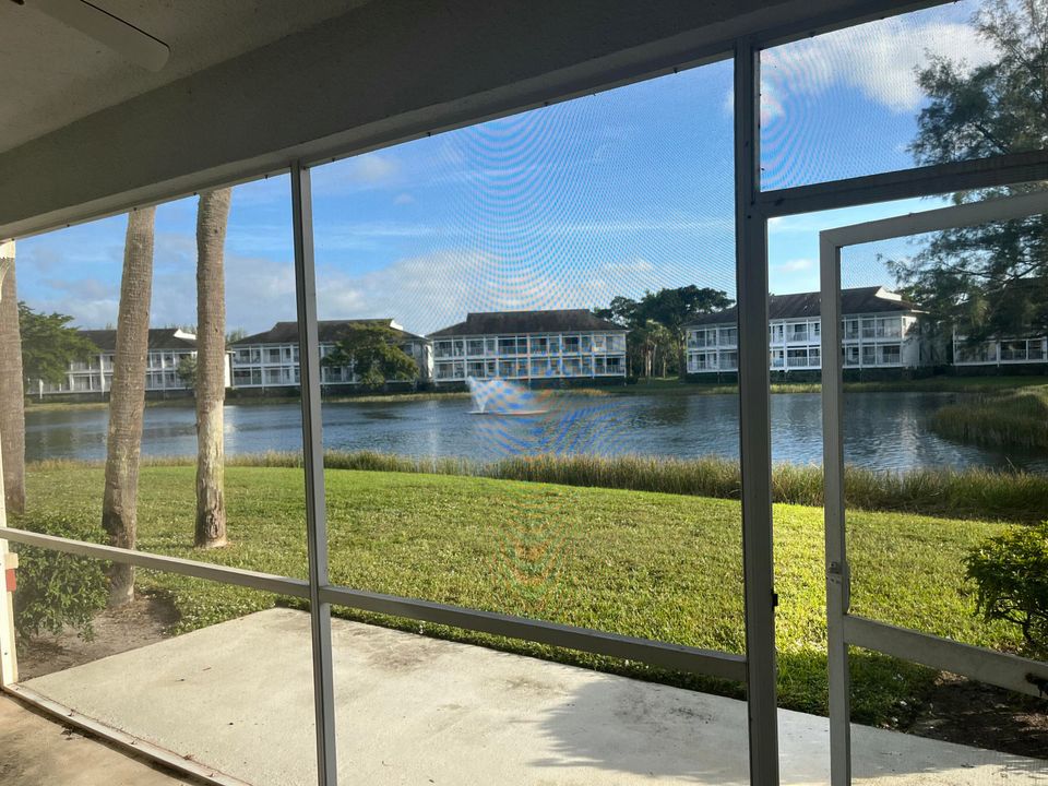 待售: $299,900 (2 贝兹, 2 浴室, 1250 平方英尺)