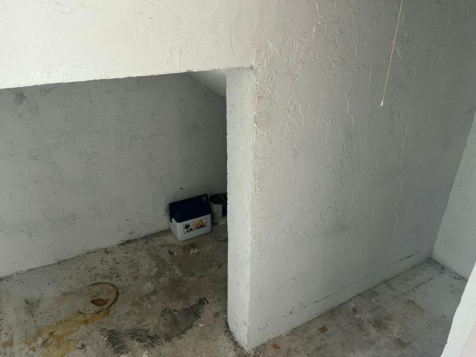 待售: $299,900 (2 贝兹, 2 浴室, 1250 平方英尺)