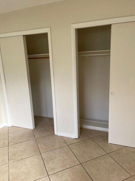 出租: $2,100 (1 贝兹, 1 浴室, 700 平方英尺)