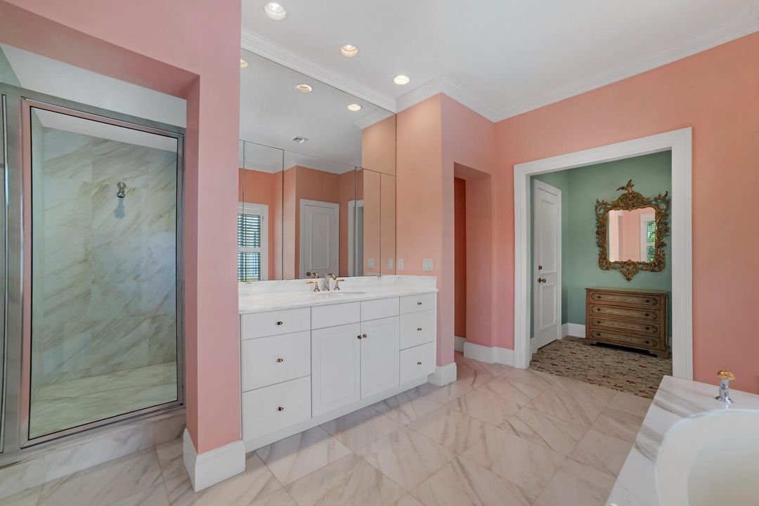 待售: $18,000,000 (5 贝兹, 6 浴室, 6239 平方英尺)