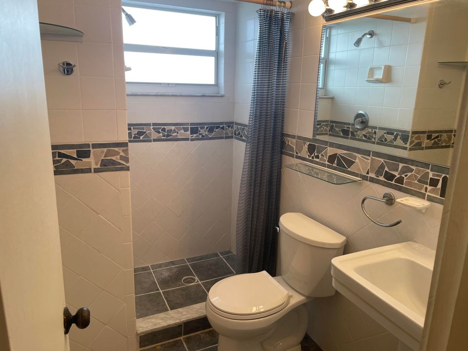 En Venta: $72,000 (2 camas, 2 baños, 994 Pies cuadrados)