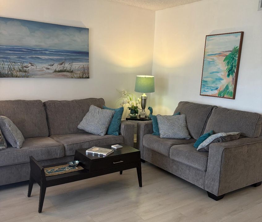 En Venta: $150,000 (1 camas, 1 baños, 697 Pies cuadrados)