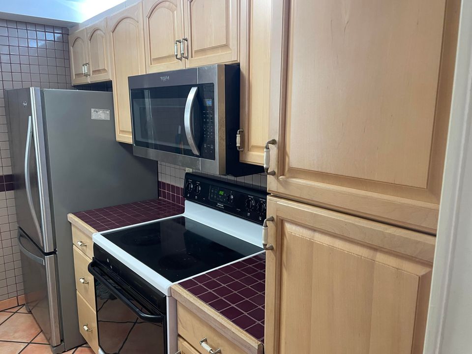 En Venta: $72,000 (2 camas, 2 baños, 994 Pies cuadrados)