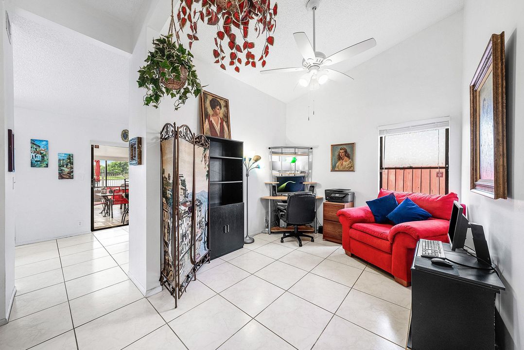 待售: $695,000 (3 贝兹, 2 浴室, 1766 平方英尺)