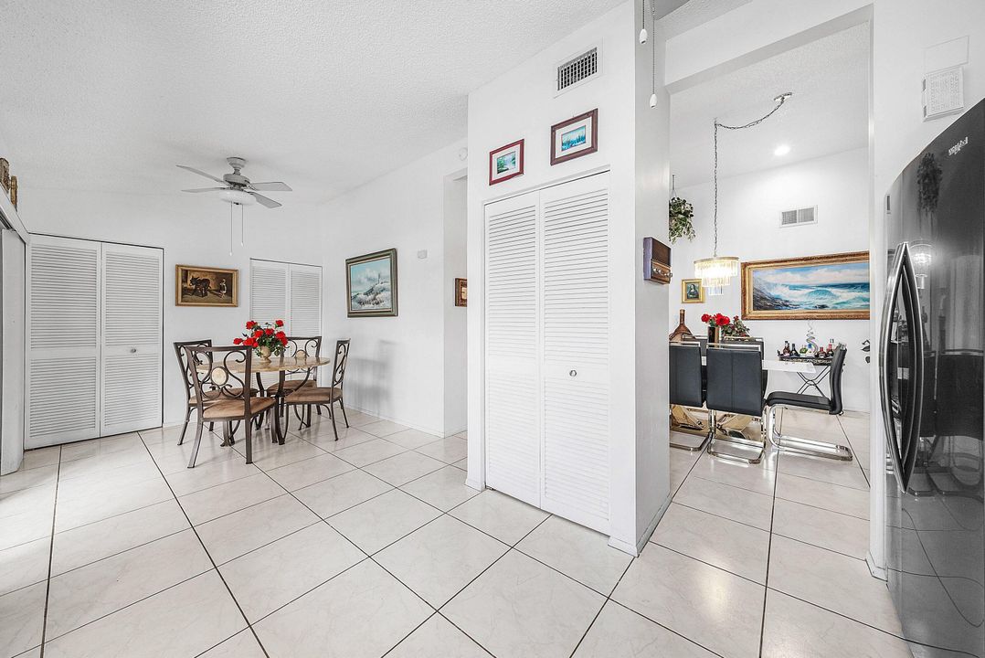 待售: $695,000 (3 贝兹, 2 浴室, 1766 平方英尺)