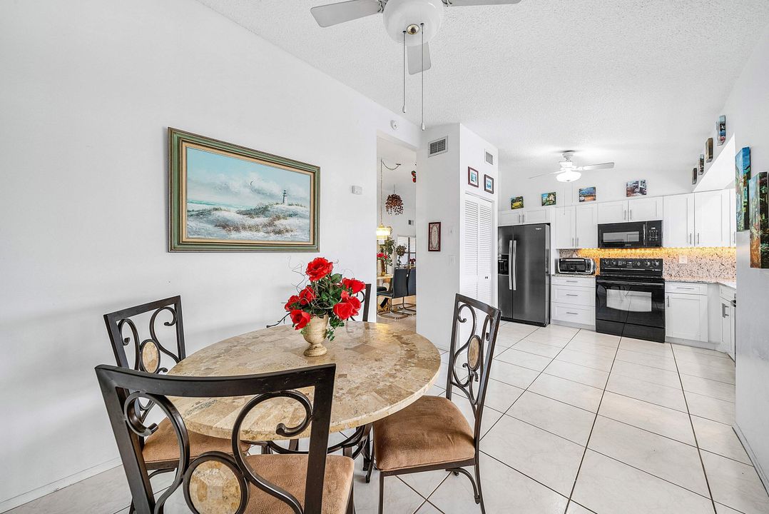 待售: $695,000 (3 贝兹, 2 浴室, 1766 平方英尺)