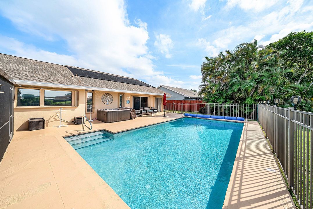 待售: $695,000 (3 贝兹, 2 浴室, 1766 平方英尺)