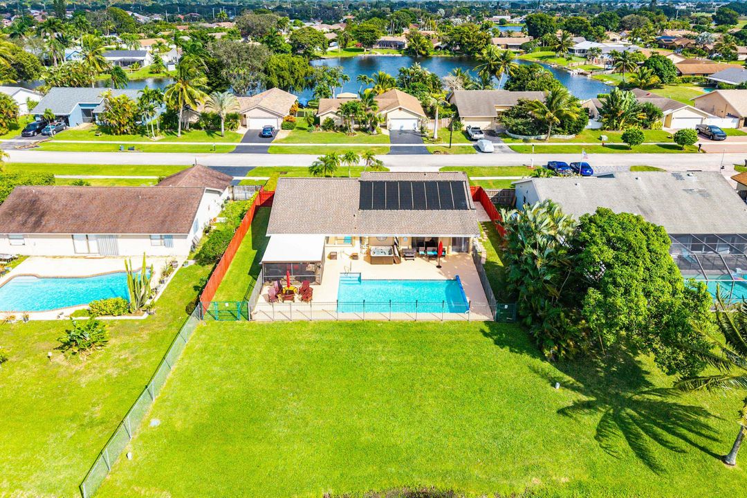 待售: $695,000 (3 贝兹, 2 浴室, 1766 平方英尺)