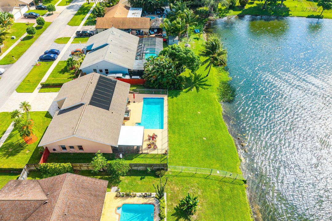 待售: $695,000 (3 贝兹, 2 浴室, 1766 平方英尺)