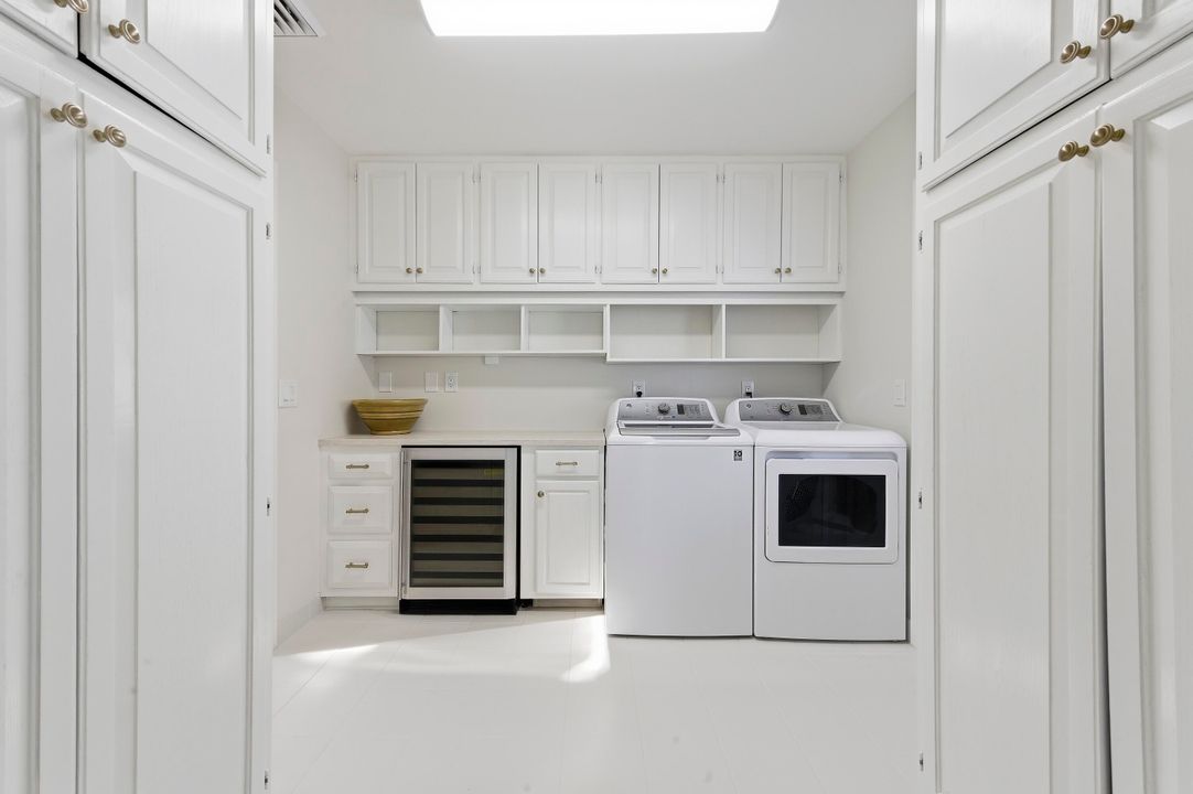 待售: $11,495,000 (5 贝兹, 4 浴室, 3505 平方英尺)