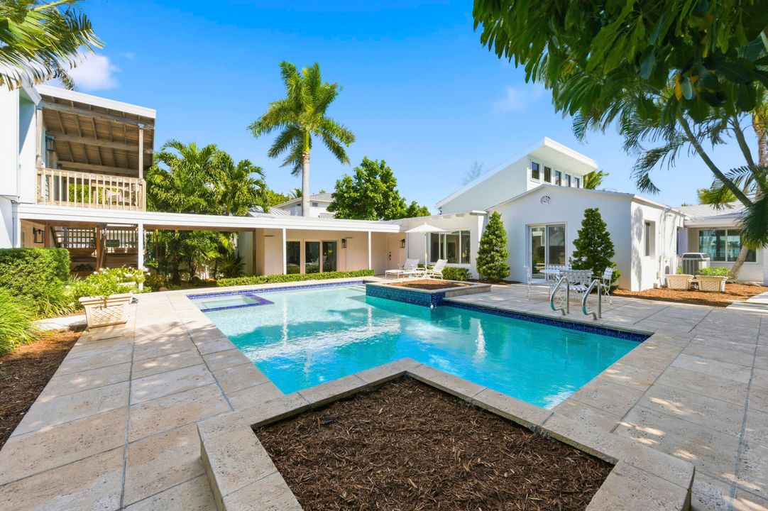 待售: $11,495,000 (5 贝兹, 4 浴室, 3505 平方英尺)