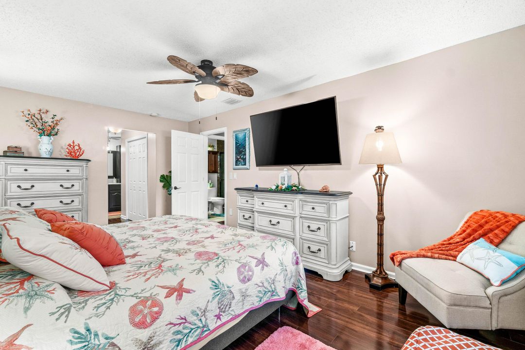 En Venta: $249,000 (2 camas, 2 baños, 1238 Pies cuadrados)