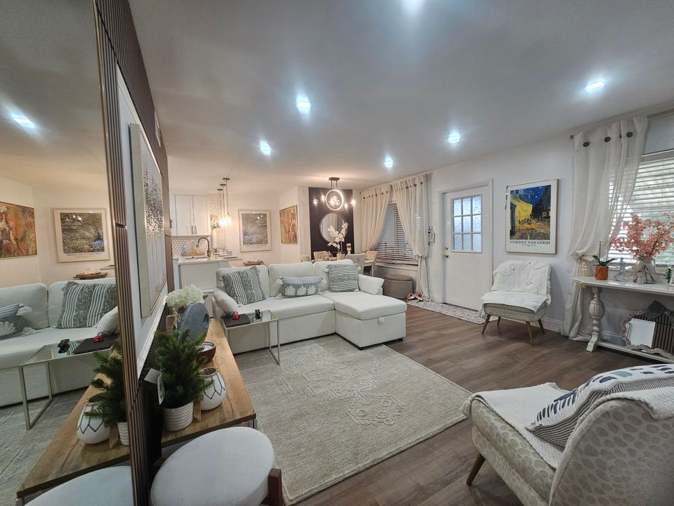 En Venta: $210,000 (2 camas, 1 baños, 935 Pies cuadrados)