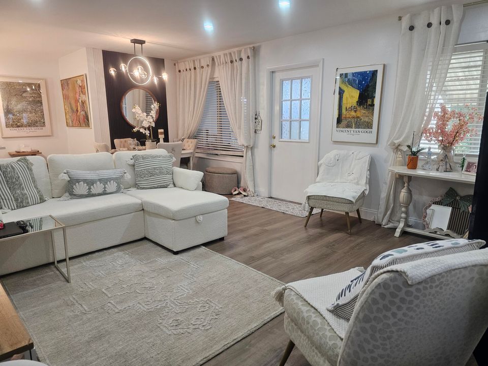 En Venta: $210,000 (2 camas, 1 baños, 935 Pies cuadrados)