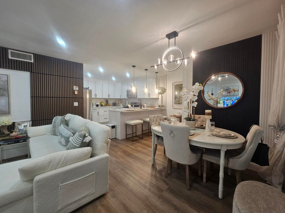 En Venta: $210,000 (2 camas, 1 baños, 935 Pies cuadrados)