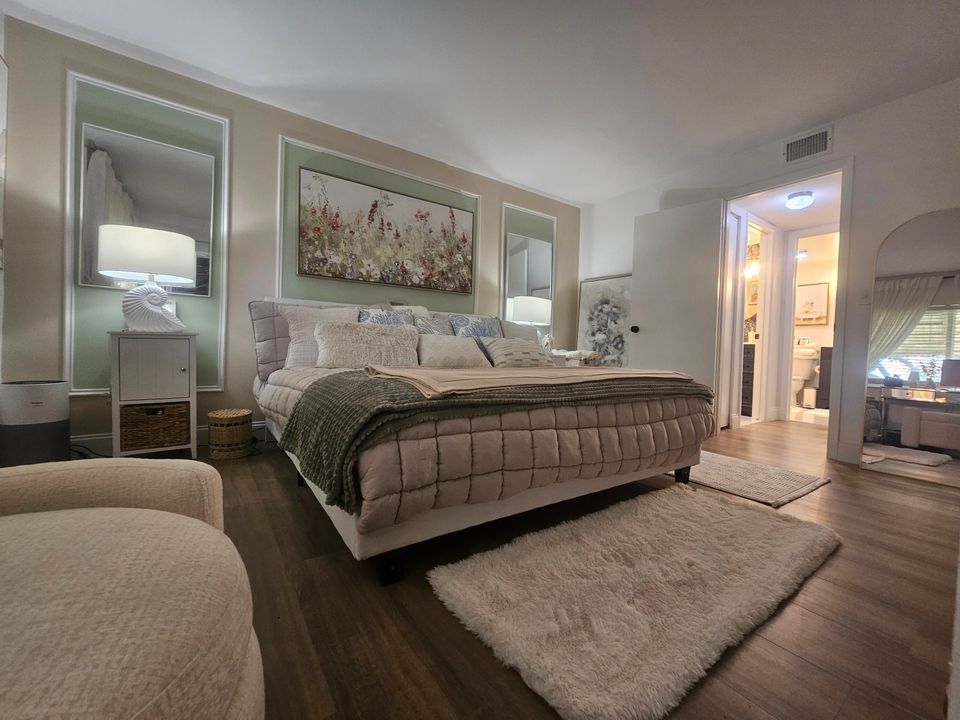 En Venta: $210,000 (2 camas, 1 baños, 935 Pies cuadrados)