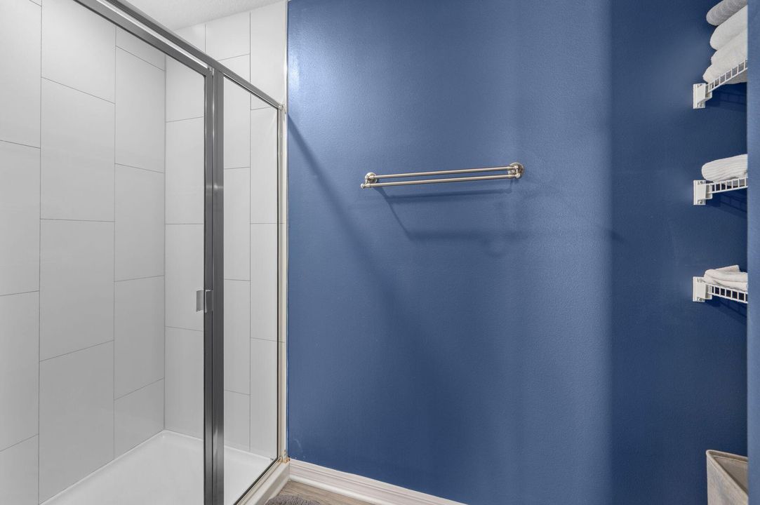 Active With Contract: $464,000 (4 beds, 2 baths, 1851 Square Feet)