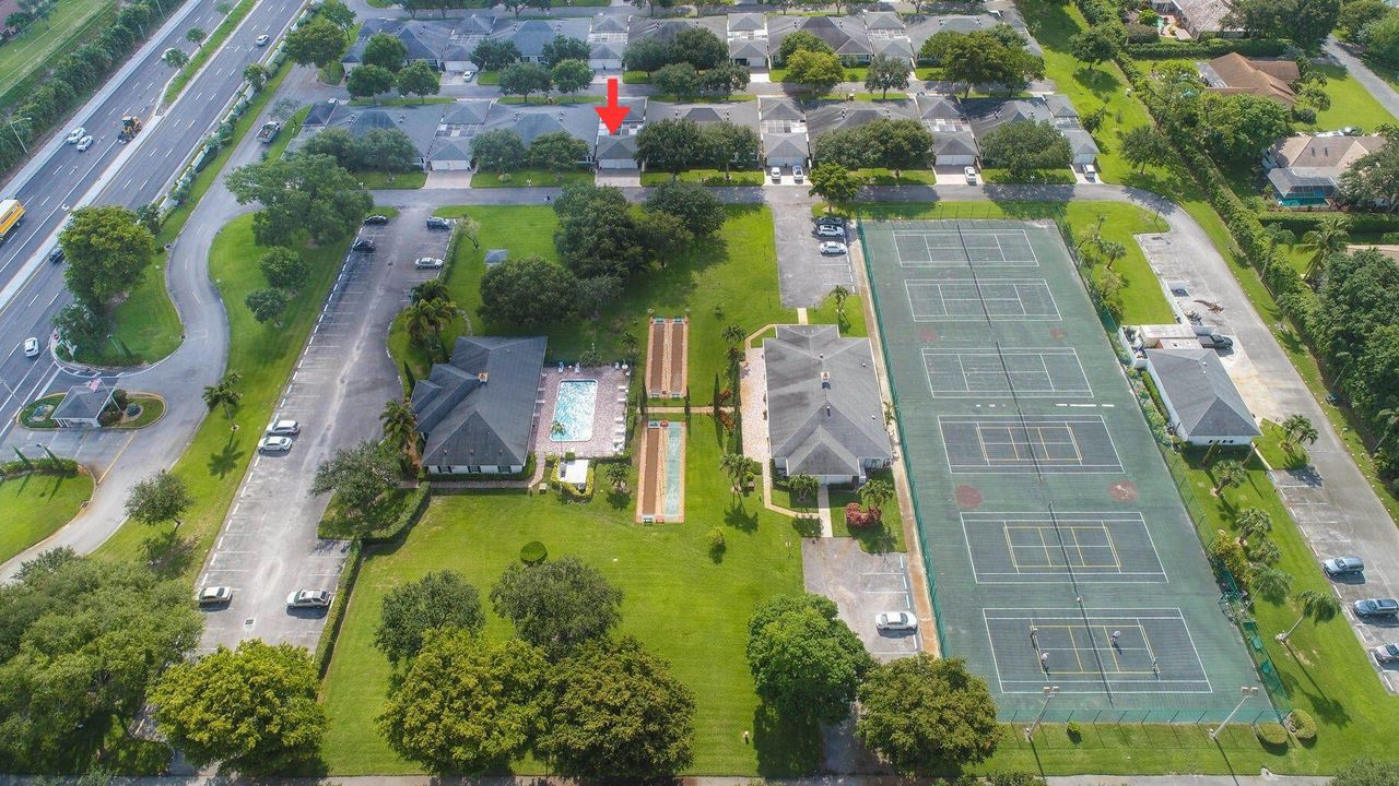 En Venta: $249,000 (2 camas, 2 baños, 1238 Pies cuadrados)