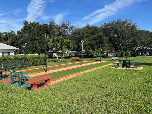 En Venta: $249,000 (2 camas, 2 baños, 1238 Pies cuadrados)