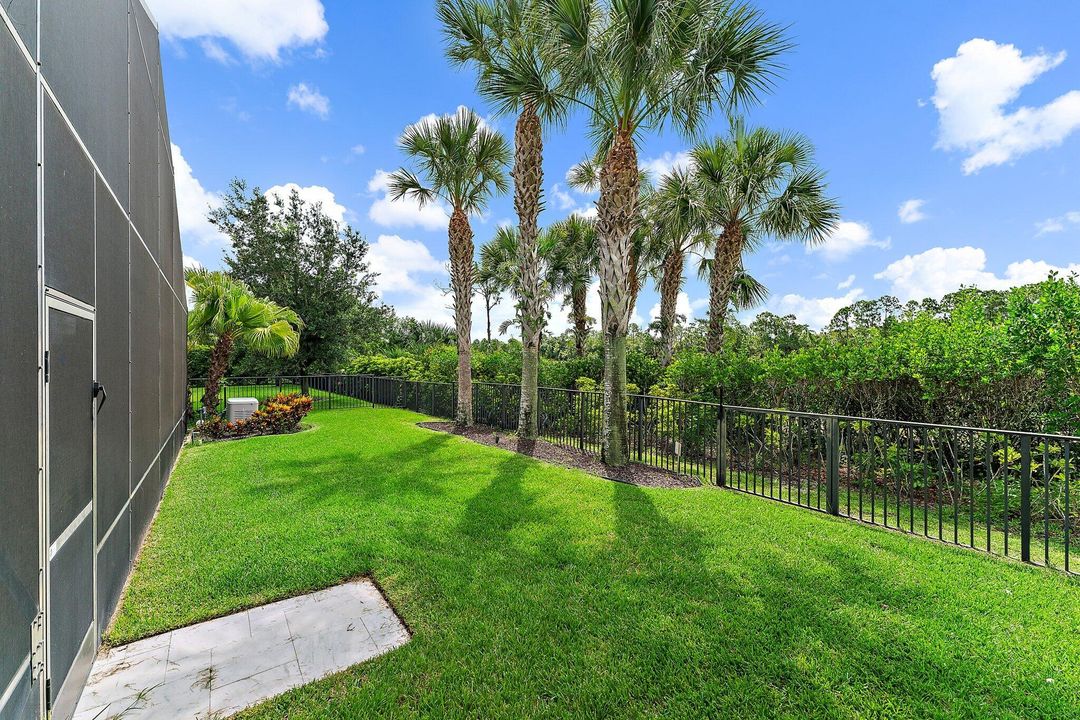 出租: $10,250 (3 贝兹, 2 浴室, 2621 平方英尺)