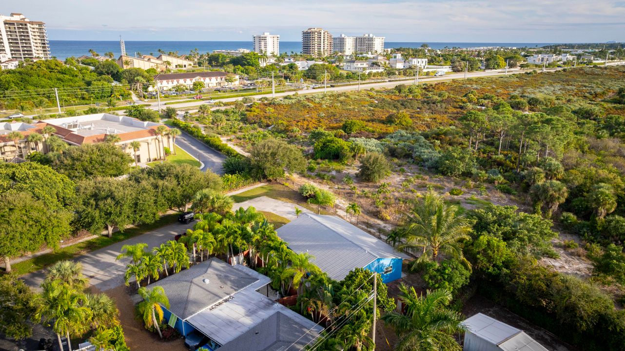 Active With Contract: $399,000 (0 beds, 0 baths, 1664 Square Feet)